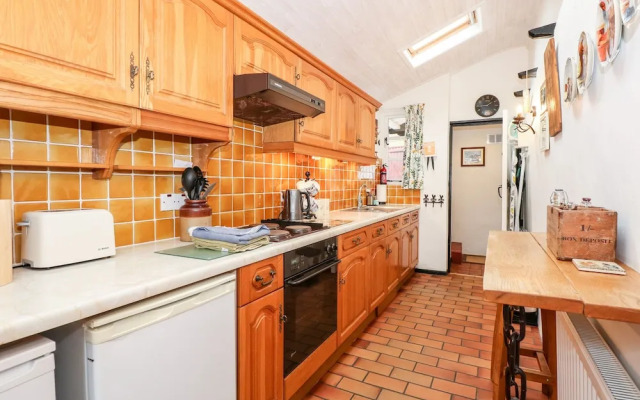 Hollyhedge Cottage