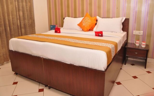 OYO 2130 Hotel HK Continental