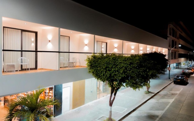 Hotels 111