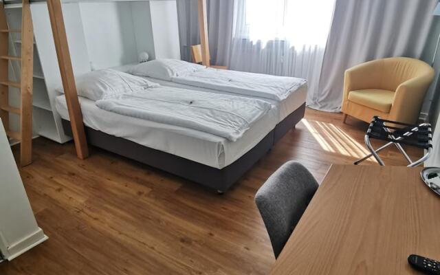 Max Hotel Garni