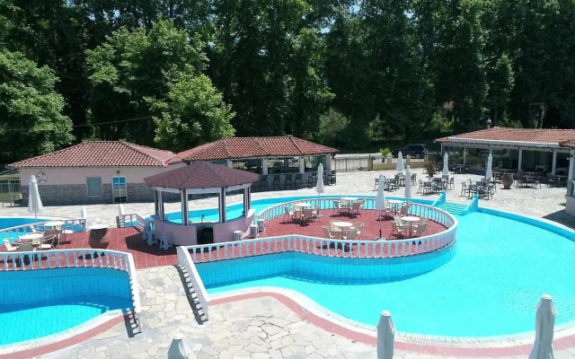Sintrivanis Hotel