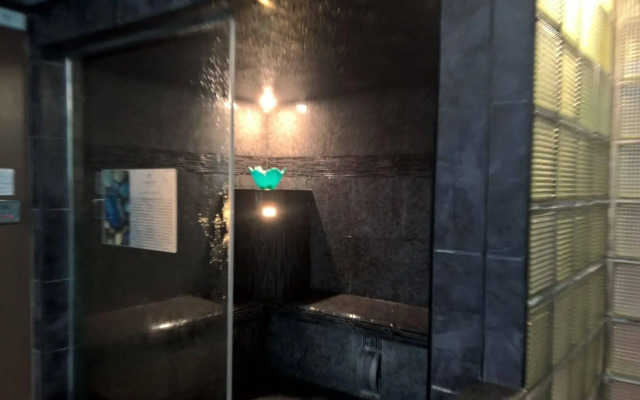 Marble Inn Resort