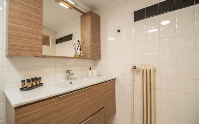 Madan Apartment