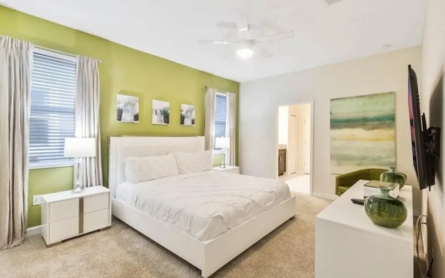 1562 OL - 8BR Tranquil Escape