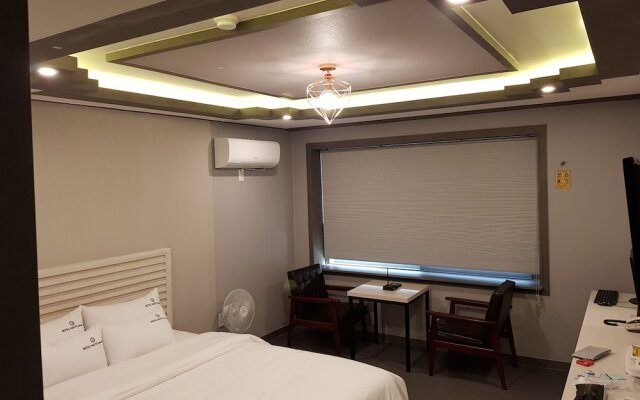 Haute Hotel Haeundae