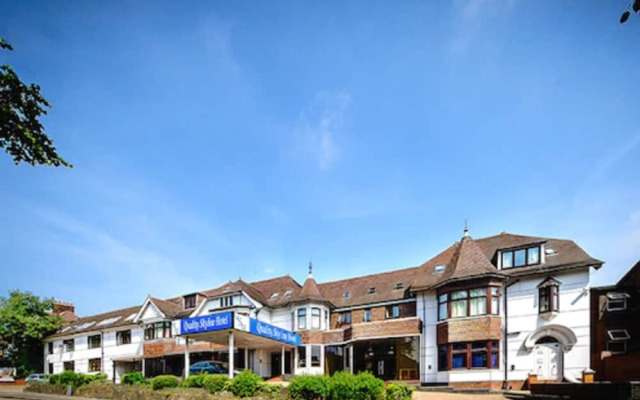 Luton Hotel
