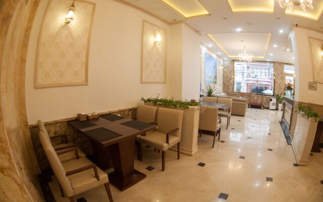 Roy Dala Hotel
