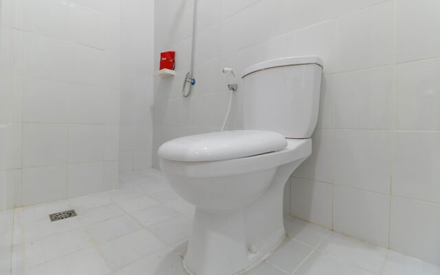 RedDoorz Plus @ Kapuk Business Park