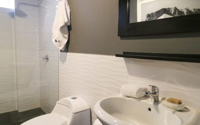 w Industrial and Quiet Studio in Barranco