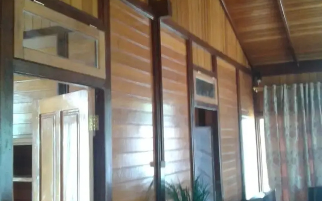 Tanta Moon Luxury Villas Siladen Island