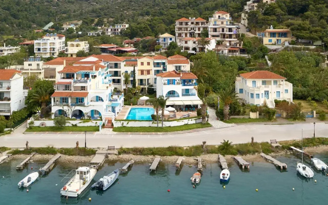 Niki's Village