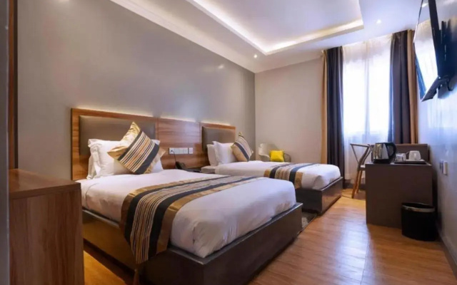 Raha Suites