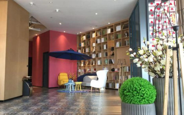 Happy Inn (Zhengzhou Airport)