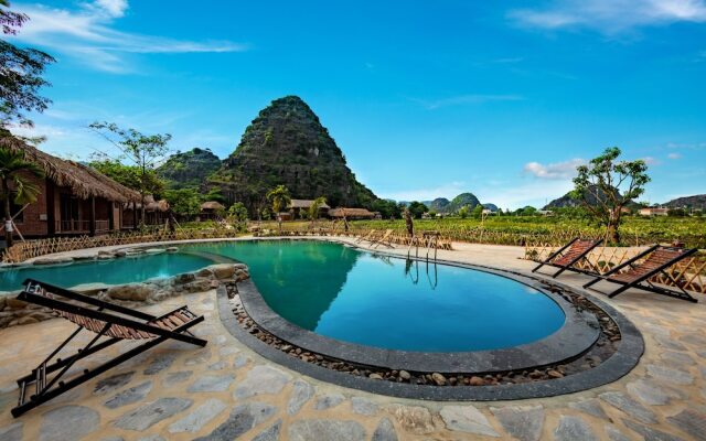 Muong Village Ninh Binh