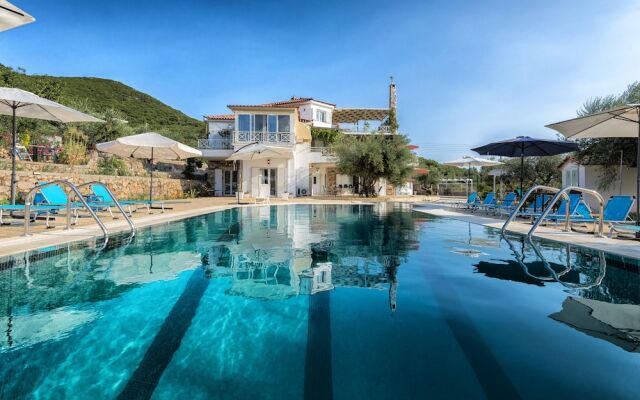 Sunkissed Serenity - Emotions House/Crystal Pool