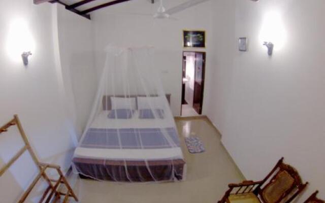 Sanda Hiru Guest  Hostel