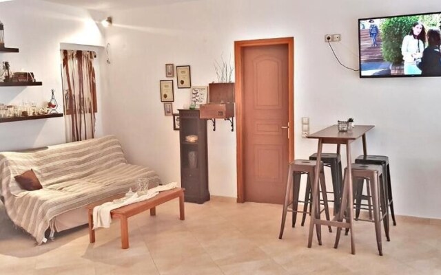 Sunlight Naxos Studio