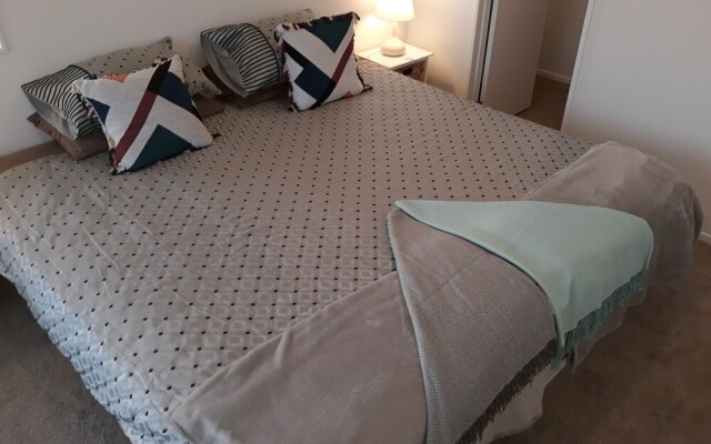 Northshore Luxury 2 Bedrooms & 2 Bath