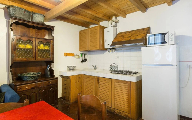 Four-room Apartment 15 Minutes From the Center of Milan