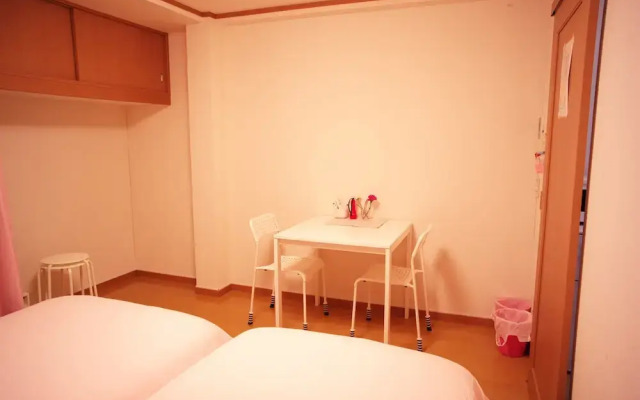 Hosei apartment 301