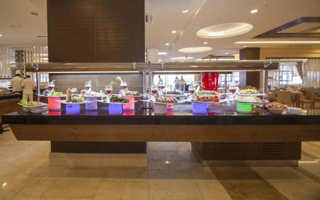 Bieno Club Sunset Hotel & Spa