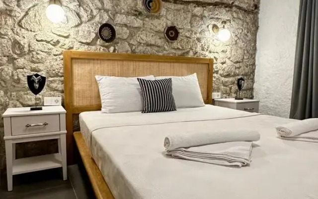 The Comelly Alaçatı