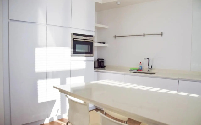 Light Modern Apartment in the Heart of Antwerp