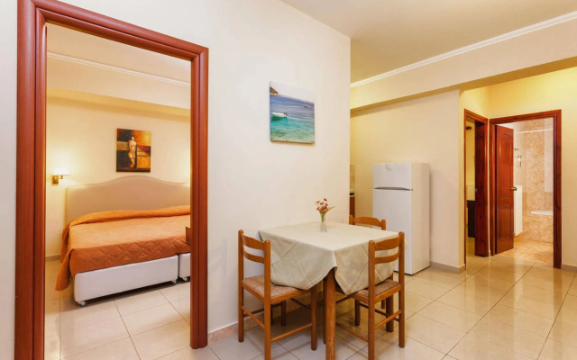 Planos Beach Hotel