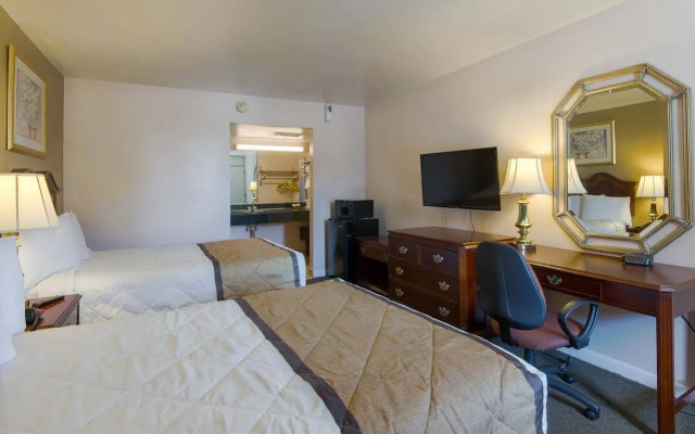 Travelodge by Wyndham Lynchburg