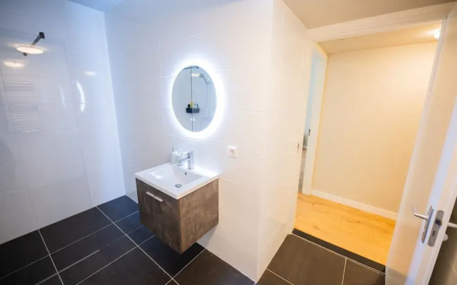 3 Bedroom Serviced Apartment -bsh-
