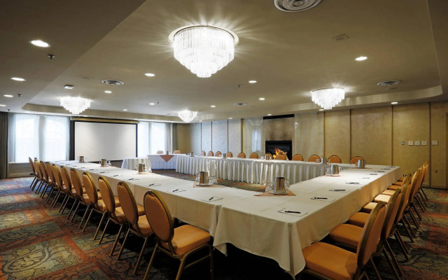 The Fort Garry Hotel, Spa and Conference Centre, an Ascend Collection Hotel