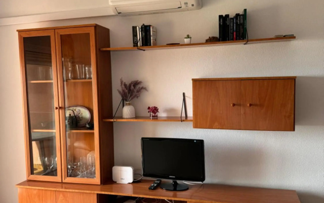 Apartamento Roquetas playa con WIFI