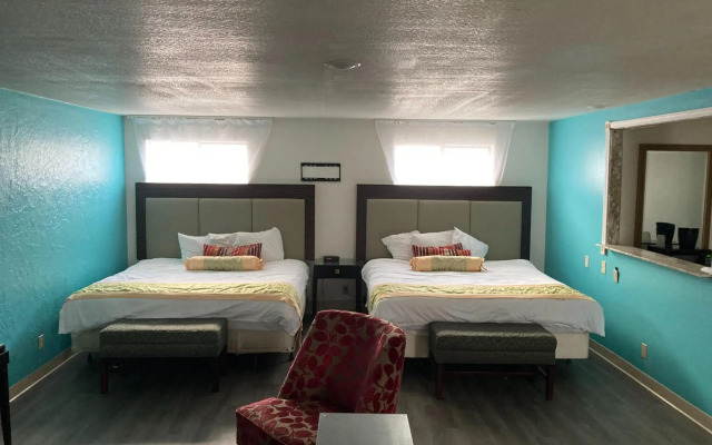Nampa Inn & Suites