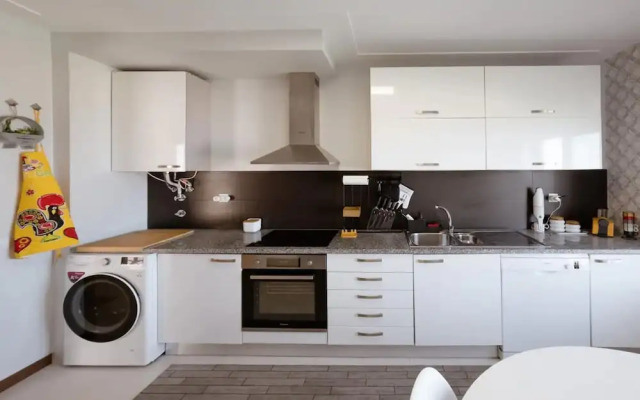 2bedroom-1bathroom-seaview-outdoorpool-petfriendly
