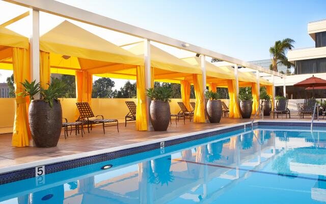 Renaissance Newport Beach Hotel