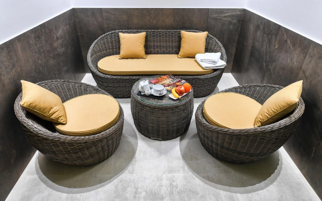 Belgrade Inn Garni Hotel