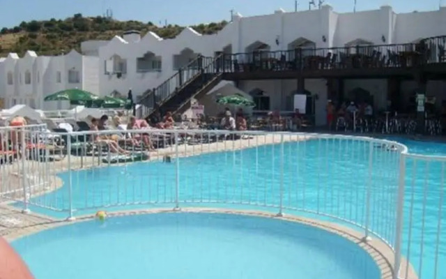 Litera Relax Resort Hotel