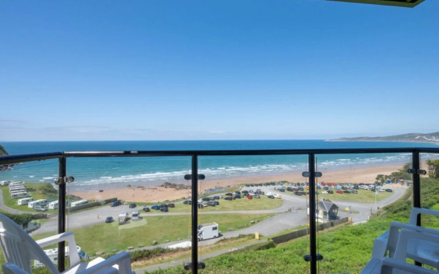 Flat 11 Clifton Court