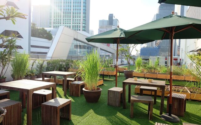 Hom hostel & cooking club