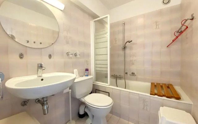 Apartment in Nieuwpoort With Garden