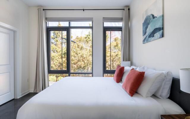 Alexandria Alluring 2BD 2BA Apartment