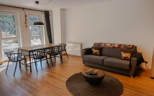 Modern and cozy apartment in Arinsal with views - Vall del nord
