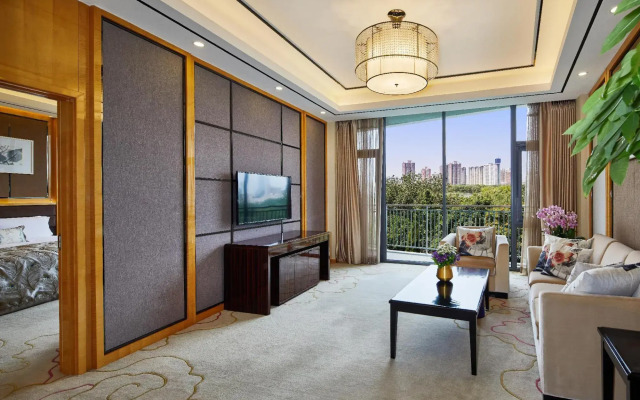 Yun-zen Lotus Hotel