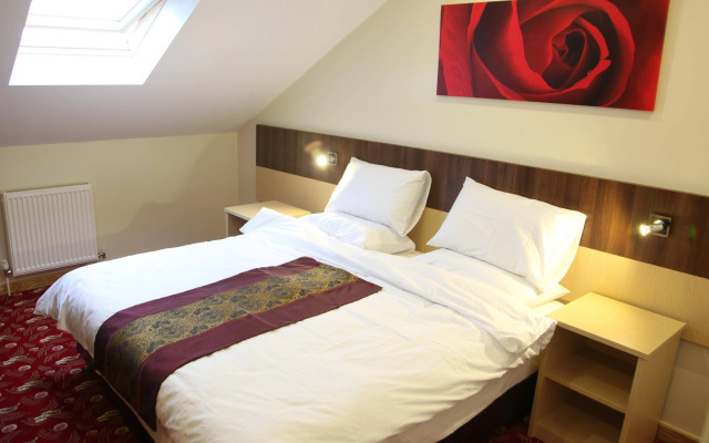 The Cambridge Hotel