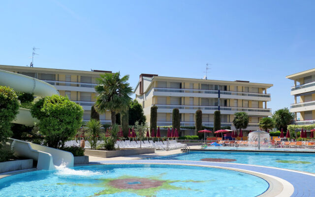 Aparthotel Planetarium Resort