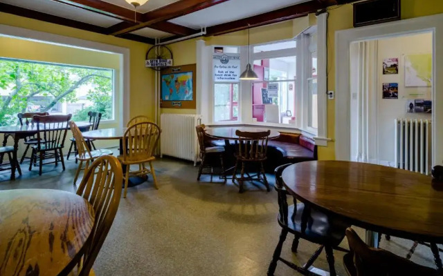 HI-Penticton Hostel