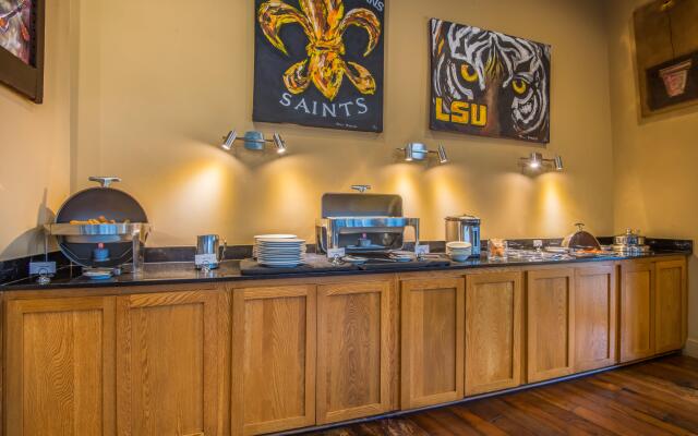 Holiday Inn New Orleans West Bank Tower by IHG
