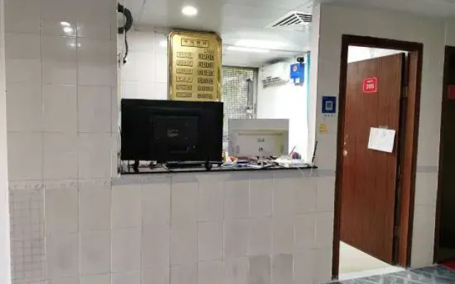 Longsheng Apartment