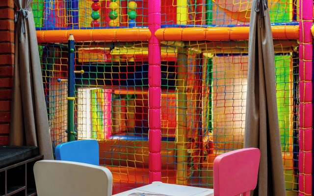 Hotel i Restauracja Dworski