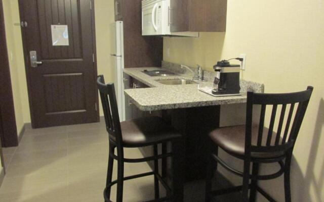 Sigma Inn & Suites Melville